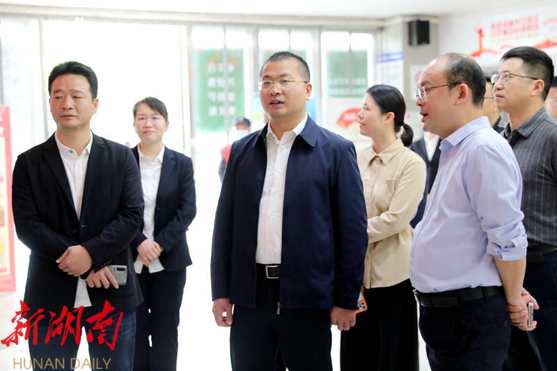强化思想认识 突出特色亮点 营造风清气正的政治生态