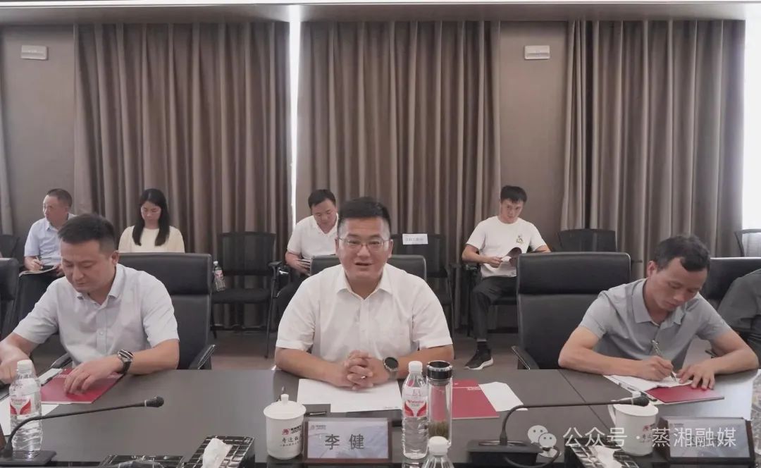 走访一线听心声 精准服务解难题