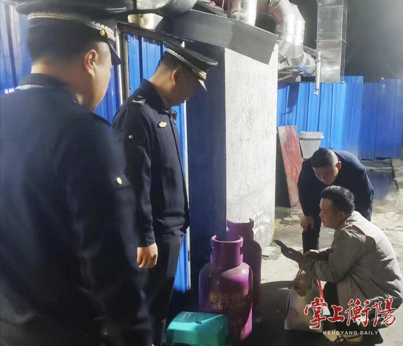 02【区城管局】开展燃气安全百日攻坚行动