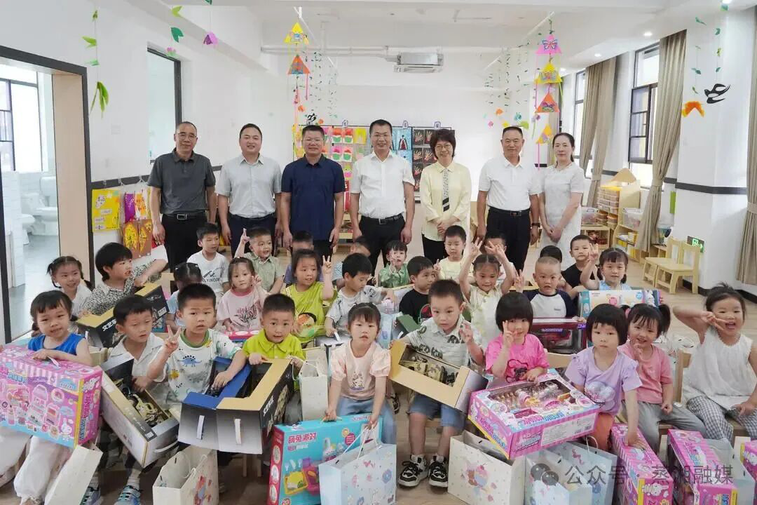 情暖童心伴成长 筑牢防线护平安