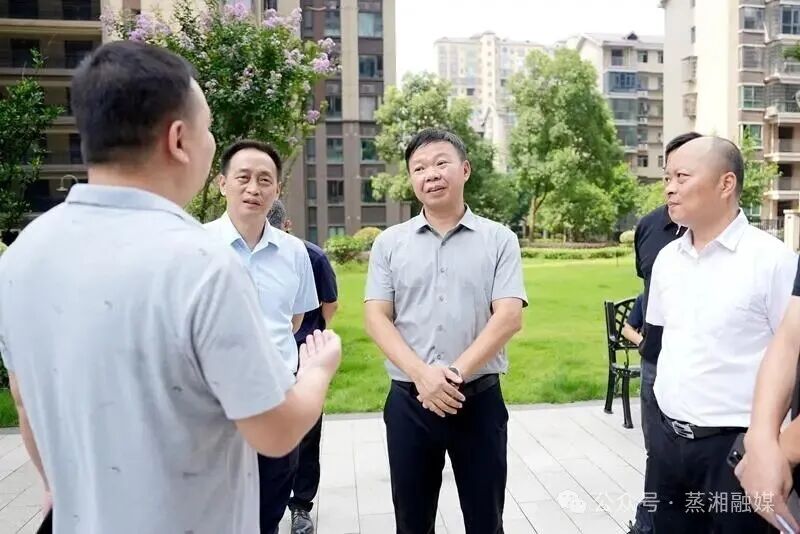 区人大常委会开展全区“保交楼”专项视察